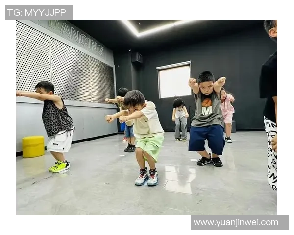 南京街舞队与成都街舞队赛后战术分析与精彩瞬间回顾